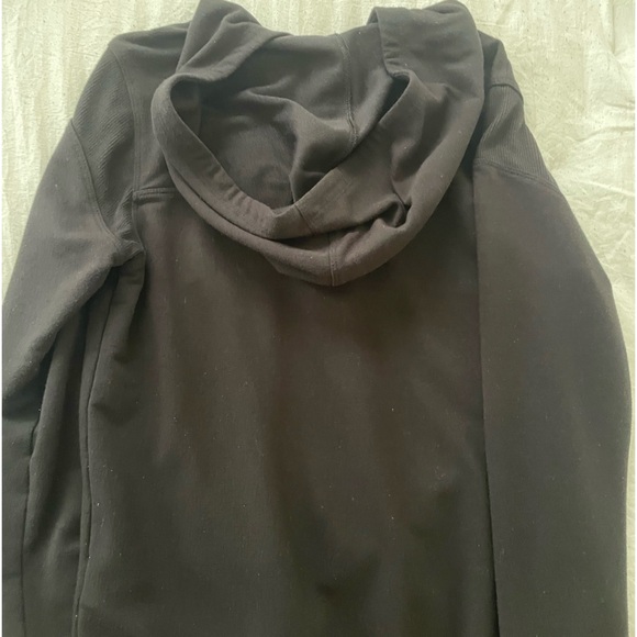 Thin Athletic Zip Up - Picture 3 of 6